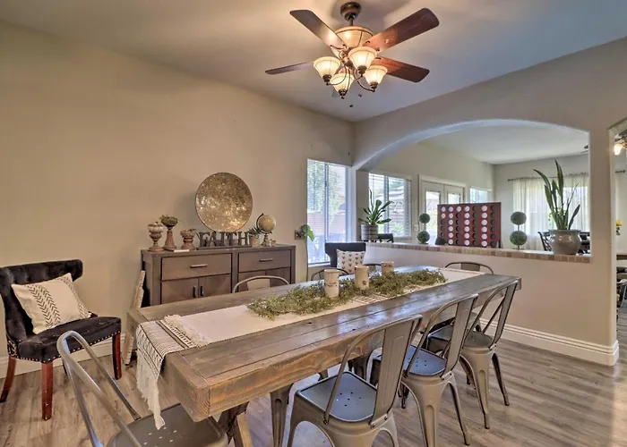 Lavish Family Escape W/ Game In Avondale!