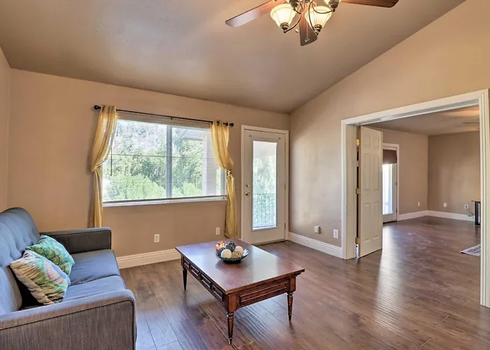 Ferienhaus Lavish Family Escape W/ Game In Avondale! Avondale