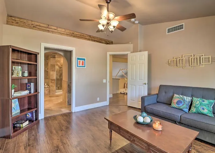 Lavish Family Escape W/ Game In Avondale! Avondale