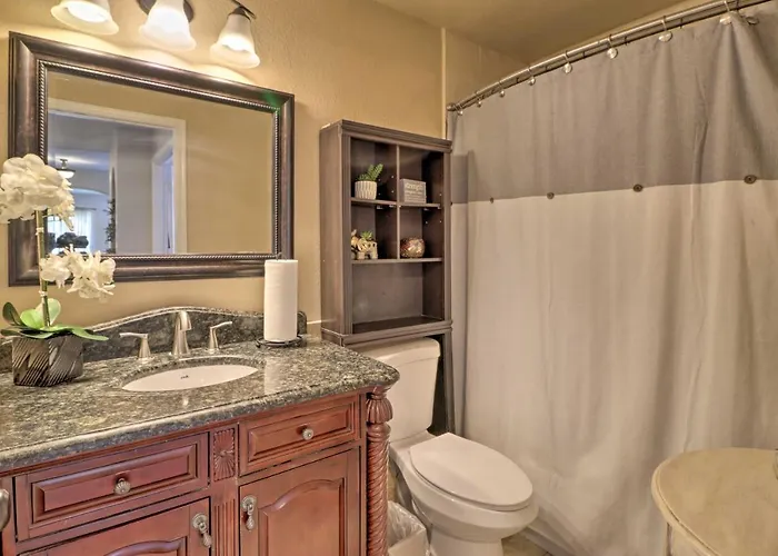 Ferienhaus Lavish Family Escape W/ Game In Avondale! Avondale