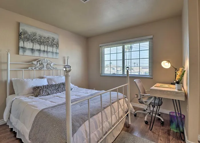 Ferienhaus Lavish Family Escape W/ Game In Avondale! Avondale