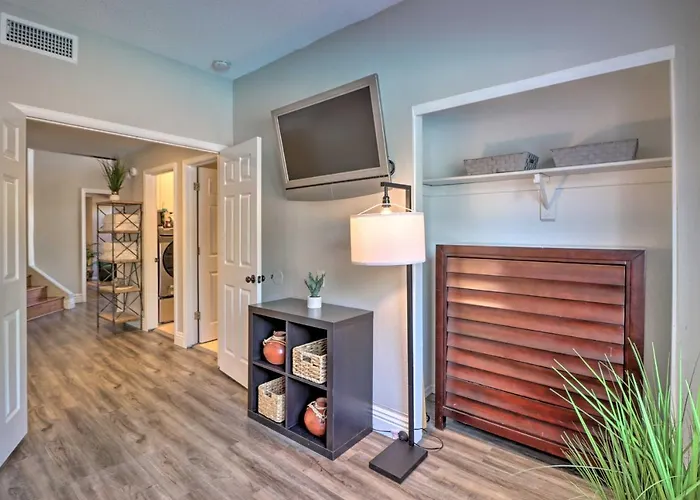 Lavish Family Escape W/ Game In Avondale! Ferienhaus *
